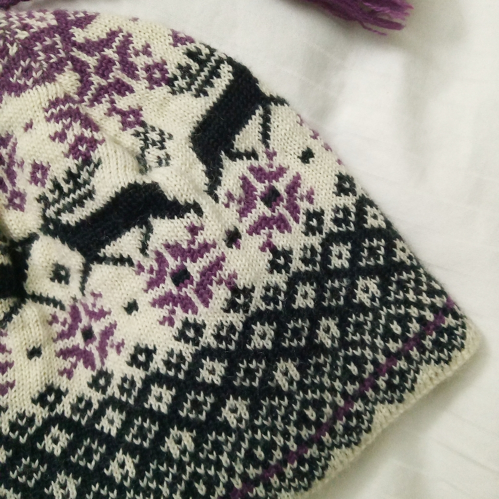 Windstopper Patterned Tuke - Picture 3 of 9